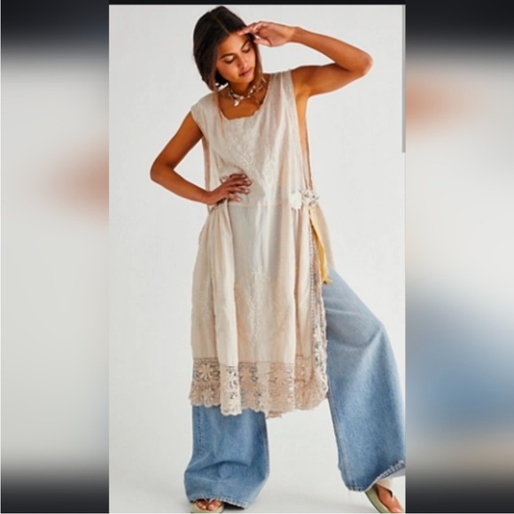 Magnolia Pearl Seraphina Dress - Picture 4 of 11